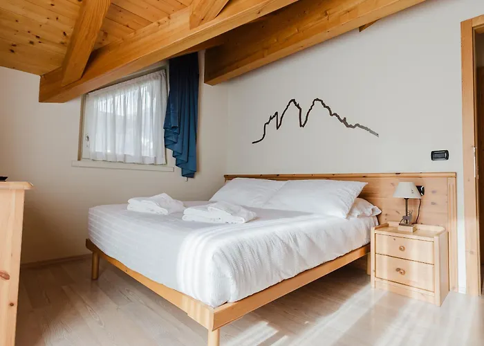 Pinzolo Ski Lodge Vicino Funivie